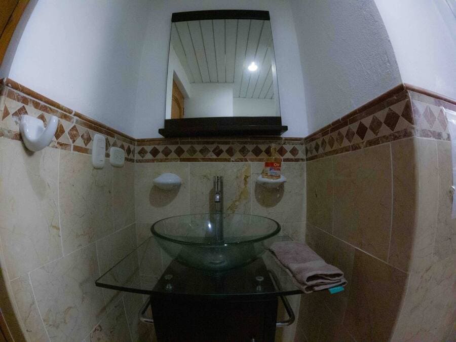 9e92c28a-b51e-4eef-a505-7a8440918c99