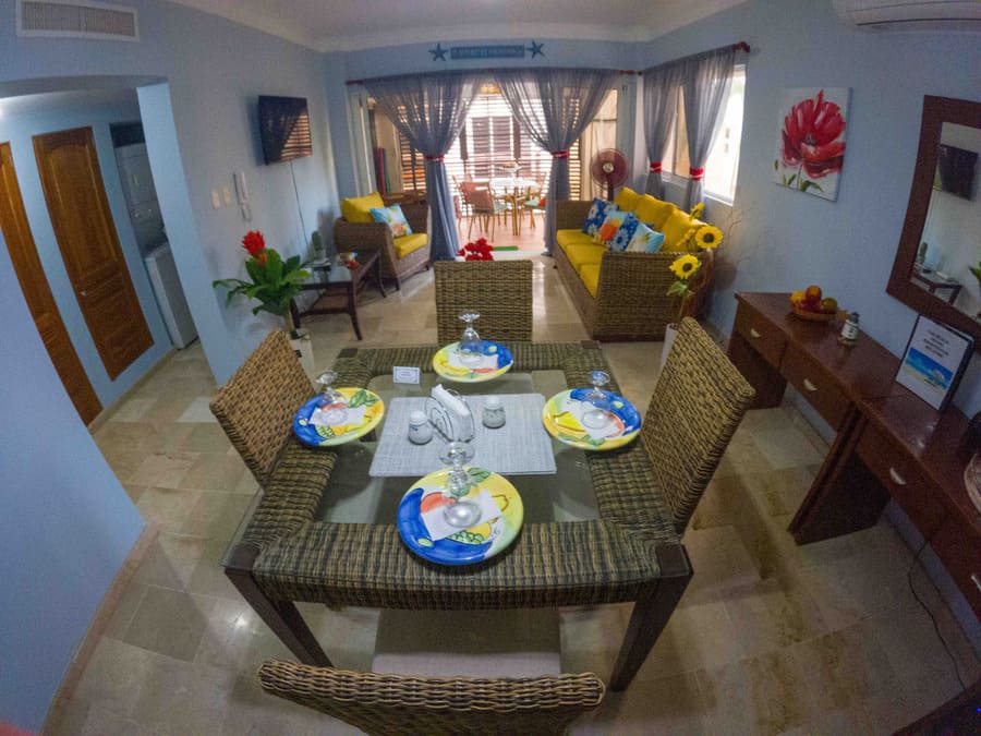 913e7974-dba5-4e3f-82a4-786f3db066a2