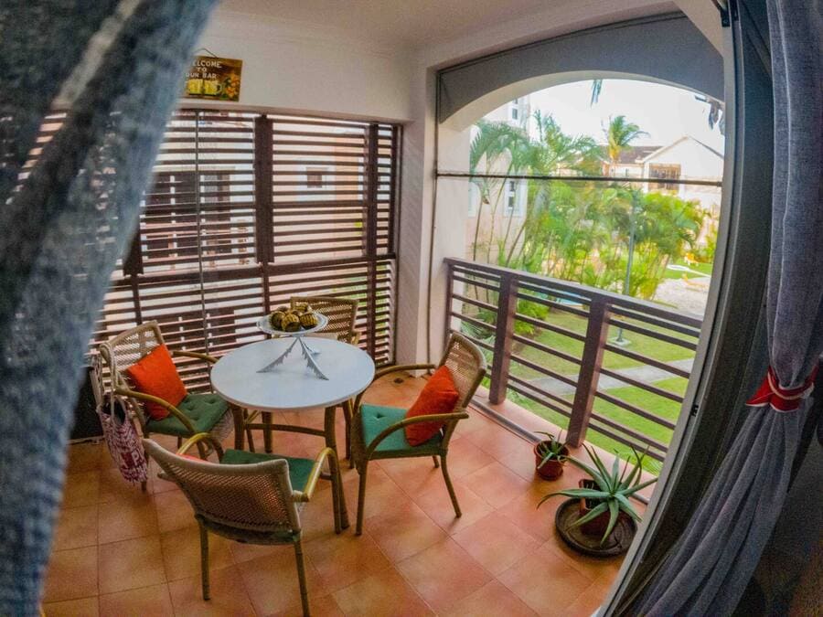 c49a1307-8db0-40de-aa30-f9f0e59f8d44