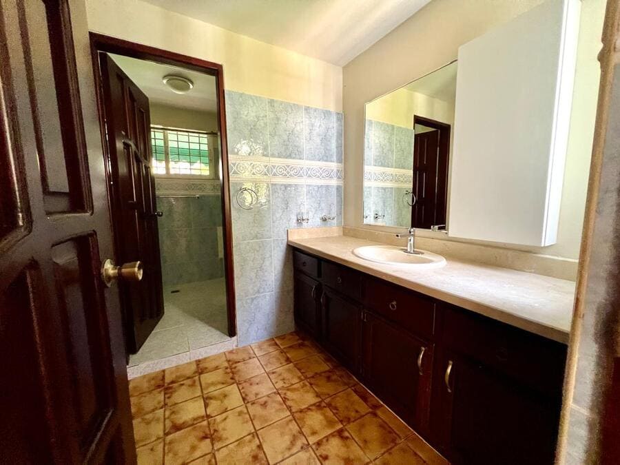 casa-alquiler-cacicazgos-santo-domingo (12)