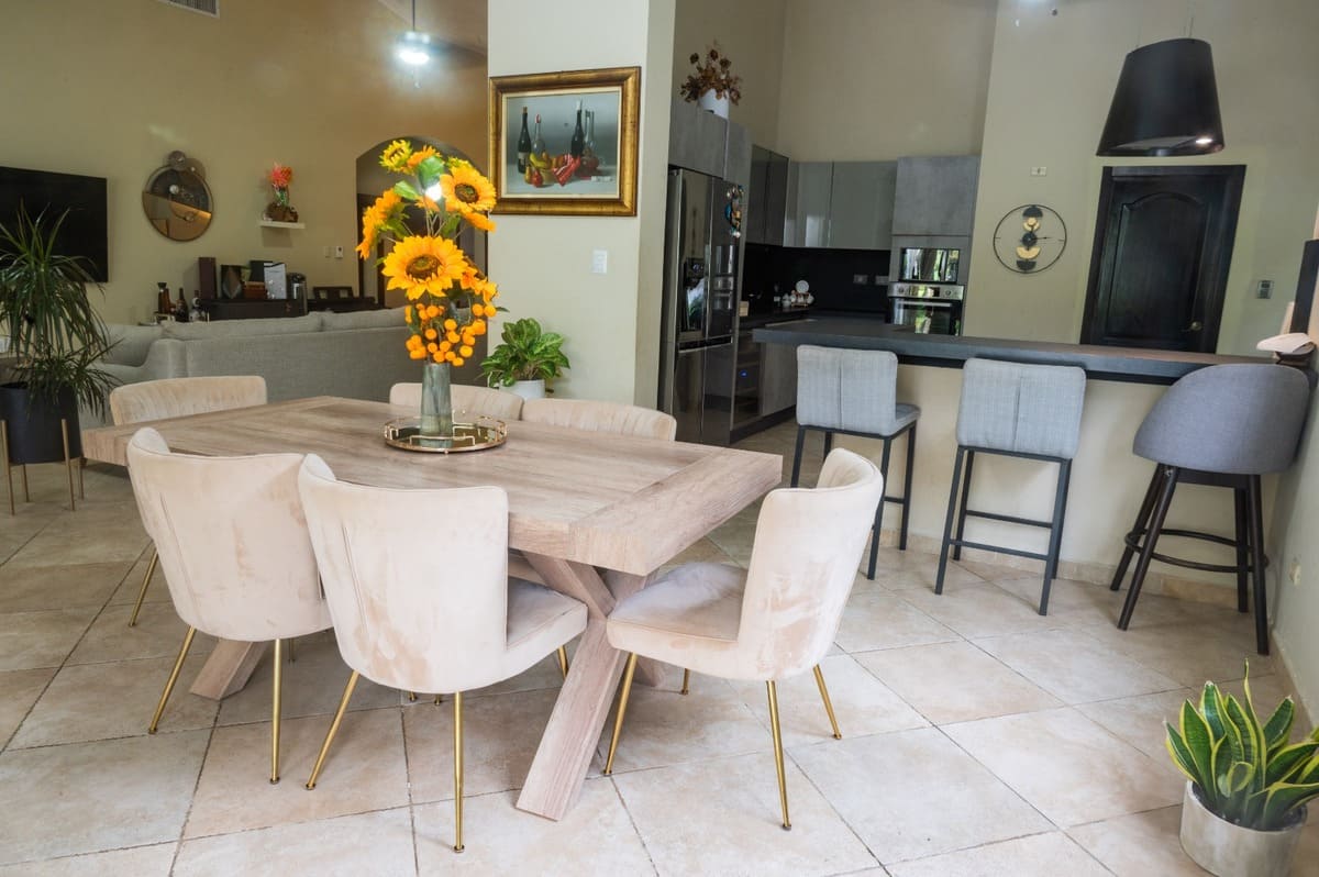 amazing-villa-for-sale-cocotal-bavaro (22)