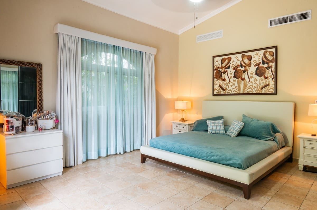 amazing-villa-for-sale-cocotal-bavaro (6)