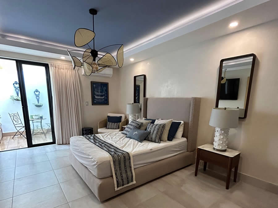 hermosa-villa-alquiler-punta-cana-village-9